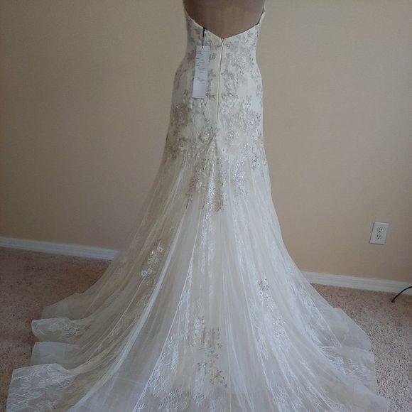 Exquisite Liancarlo New Wedding Dress Style# 6814 - Picture 3 of 5